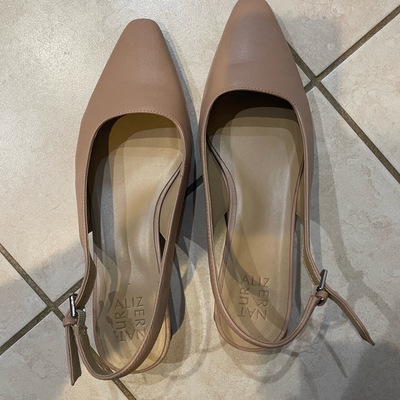 Lesley Slingback Pump - Picture 4 of 5